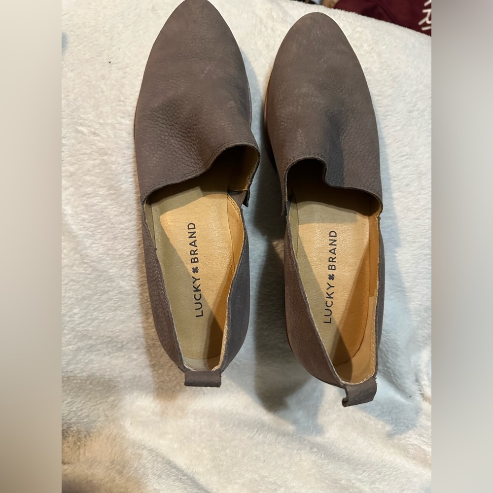 Lucky Brand Gray Leather Slip-On Loafers (no shoe box).